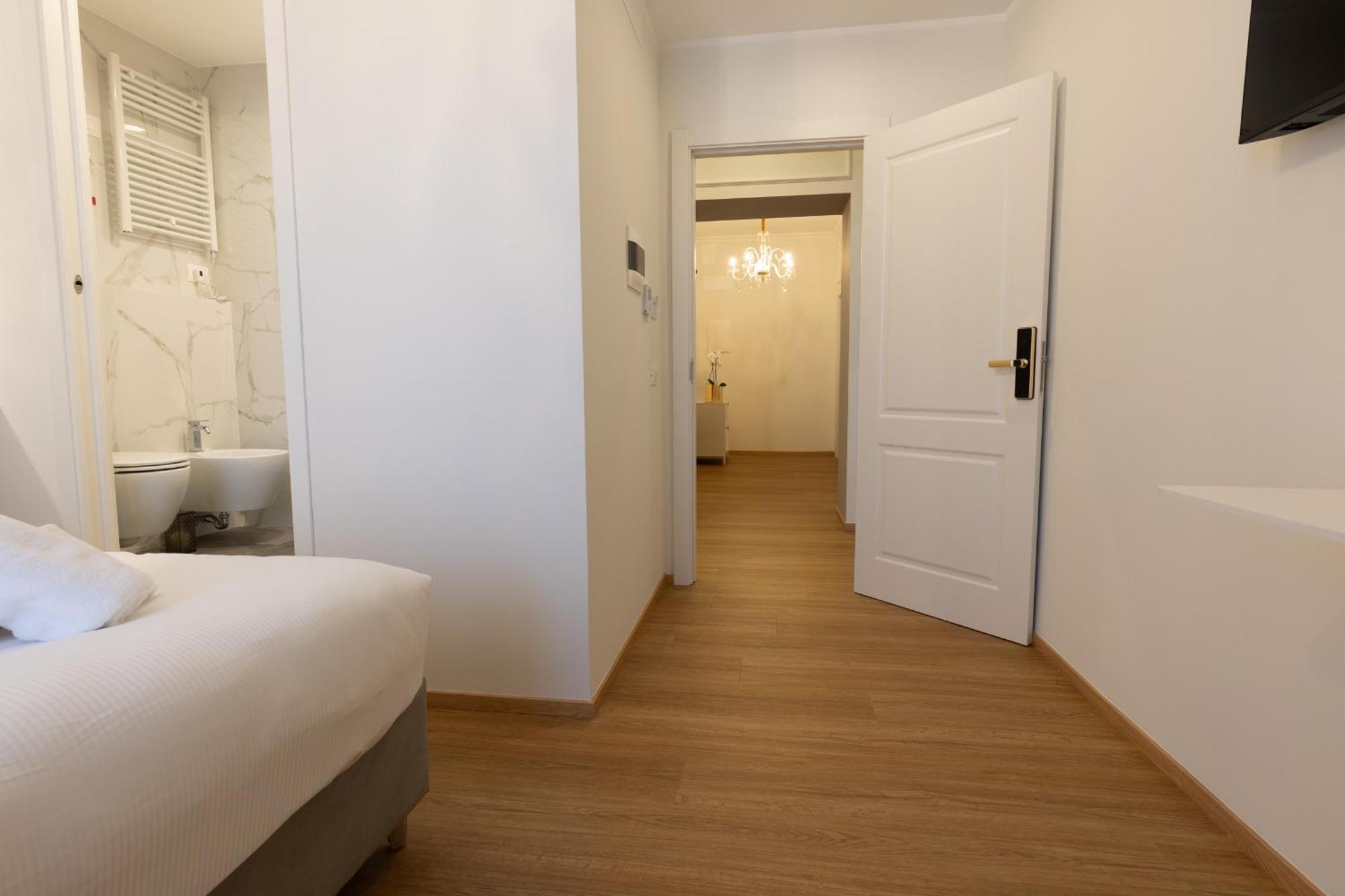 De Vince Suites - Luxury Rooms - Roma Termini Esterno foto