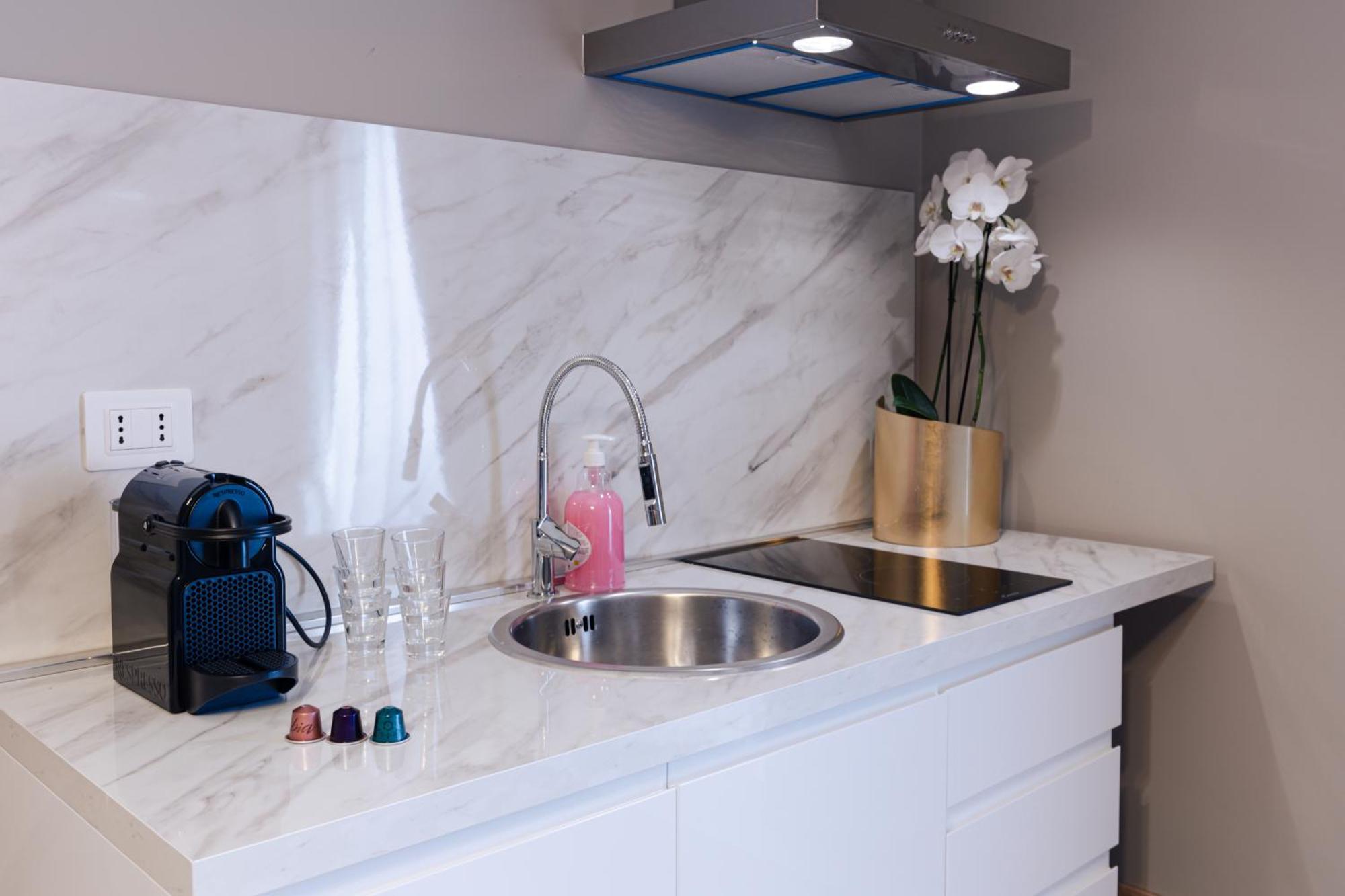 De Vince Suites - Luxury Rooms - Roma Termini Esterno foto