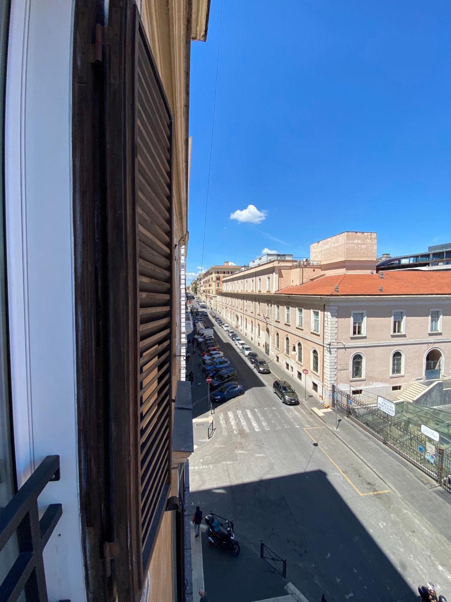 De Vince Suites - Luxury Rooms - Roma Termini Esterno foto