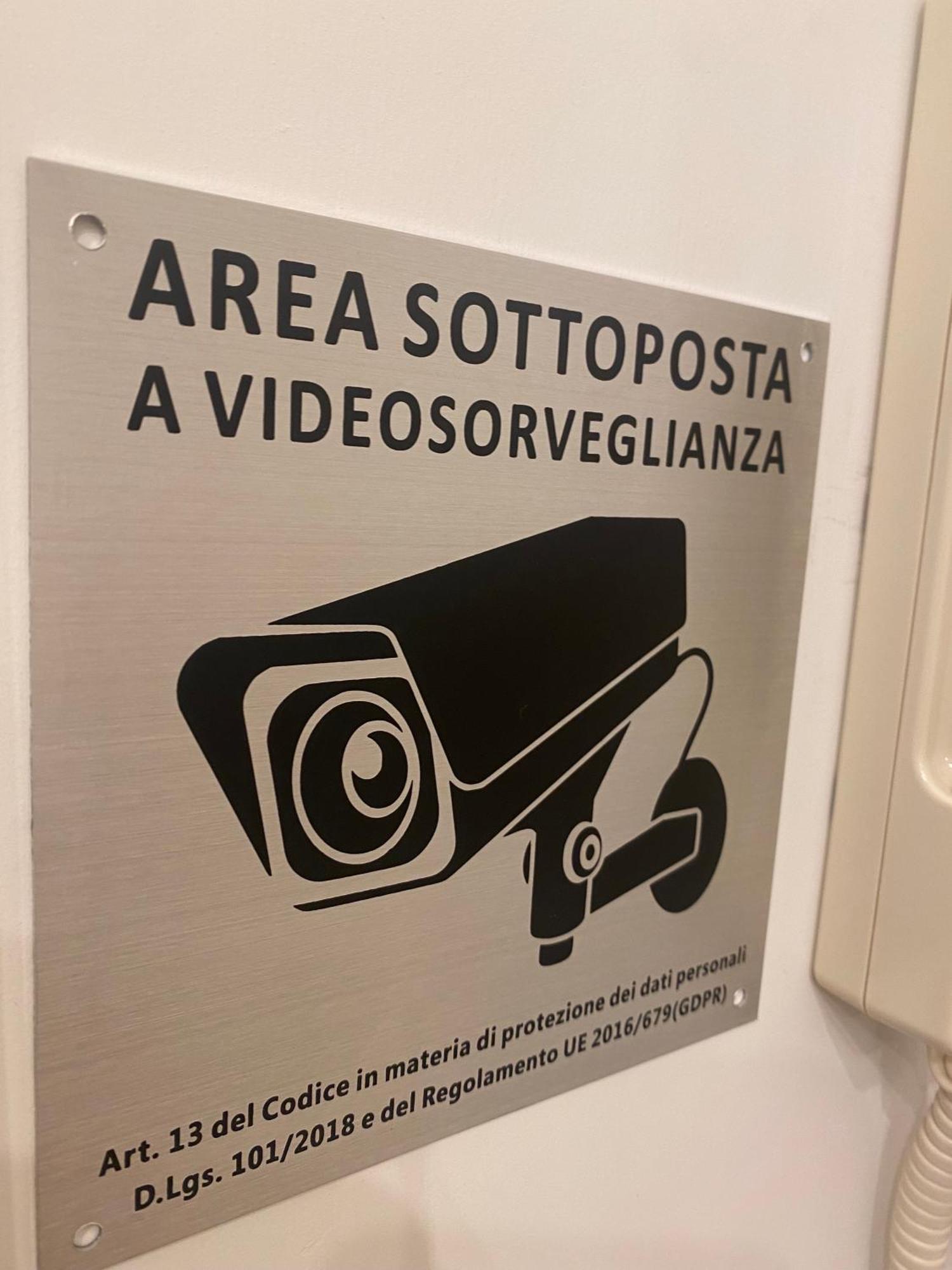 De Vince Suites - Luxury Rooms - Roma Termini Esterno foto
