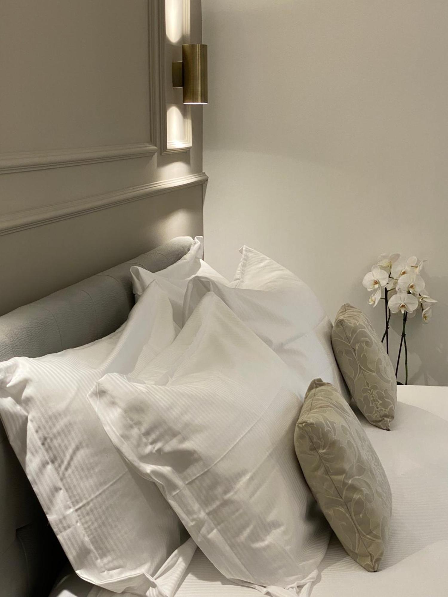 De Vince Suites - Luxury Rooms - Roma Termini Esterno foto